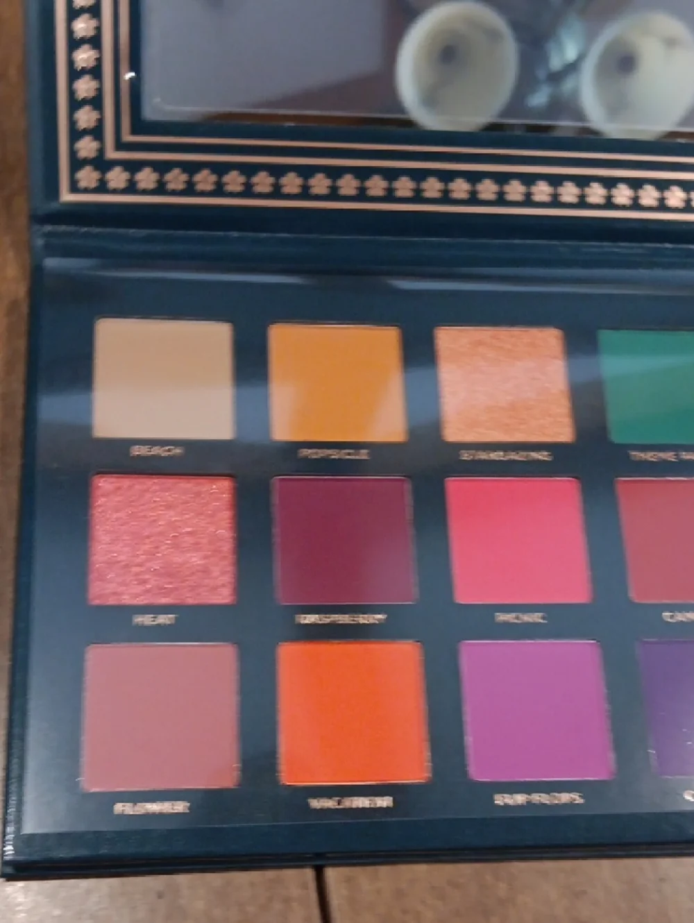 Ace Beauté Nostalgia Tropical Eyeshadow Palette - Teal & Orange